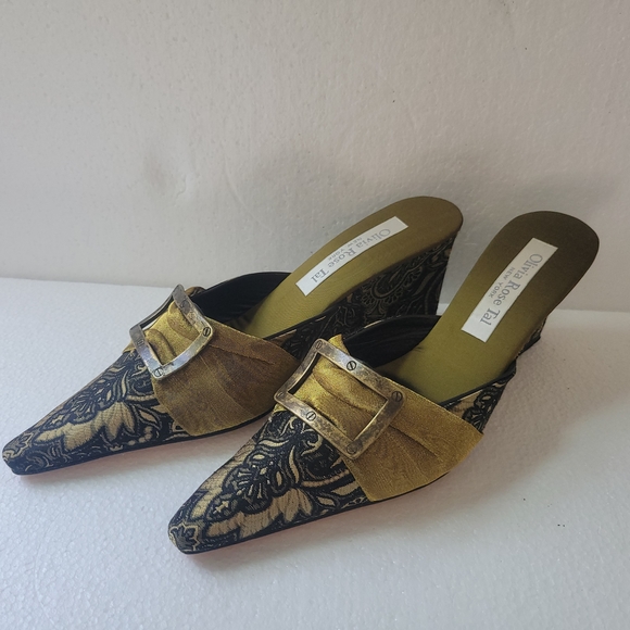 Olivia Rose Tal Gold and Black Brocade Mules - Picture 2 of 6